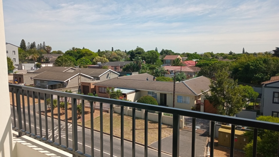 2 Bedroom Property for Sale in Table View Western Cape